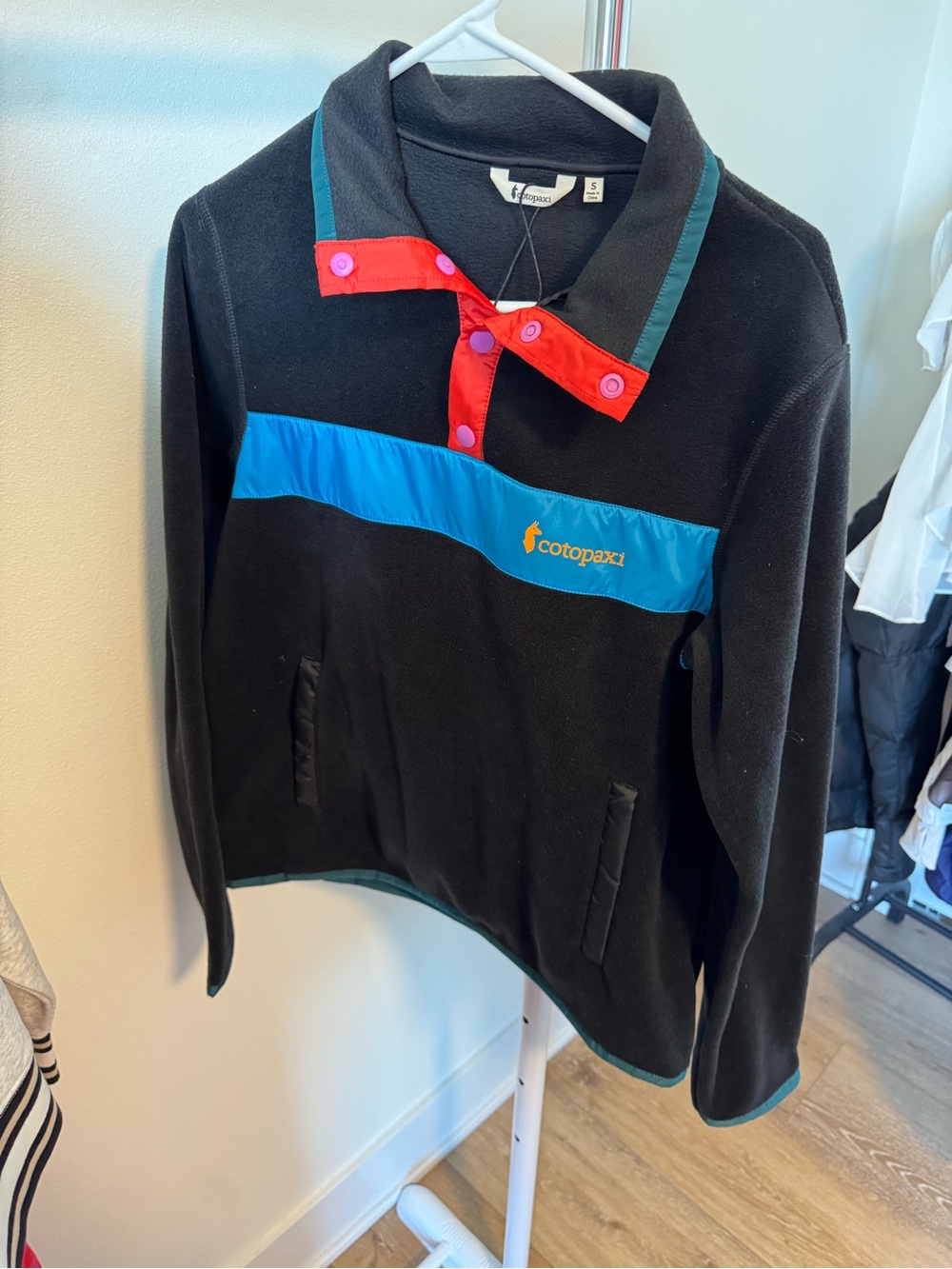 The Cotopaxi Womens Teca Fleece Pullover Round The World Womens size S - New